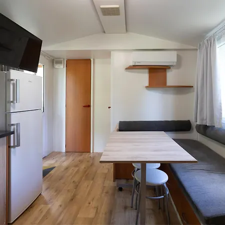 Mirabella Campingplatz Zamárdi