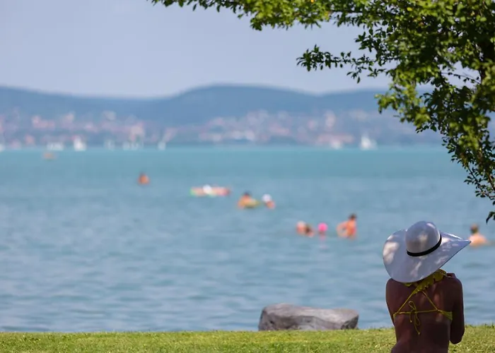 Mirabella مكان تخييم *