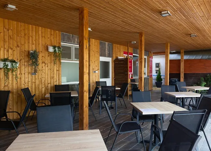 Mirabella مكان تخييم