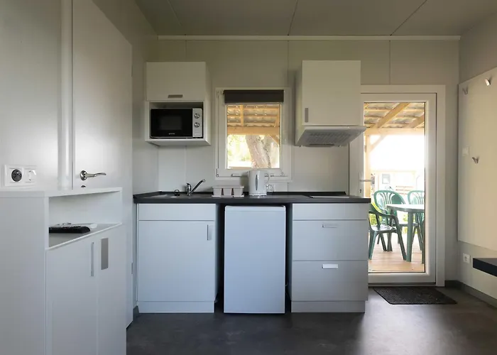 Mirabella مكان تخييم *